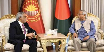 পাকিস্তান তড়িঘড়ি করে বাংলাদেশকে কাছে টানতে চাইছে