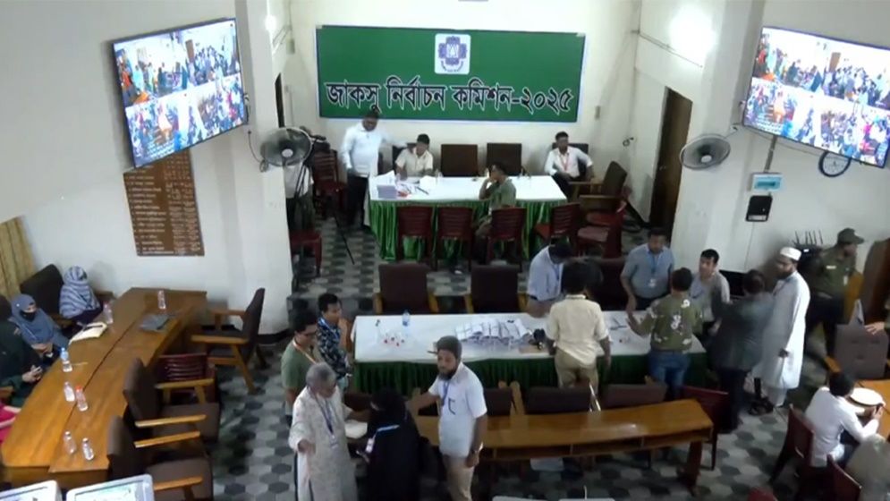 দুপুরে জানা যাবে জাকসু নির্বাচনের ফল